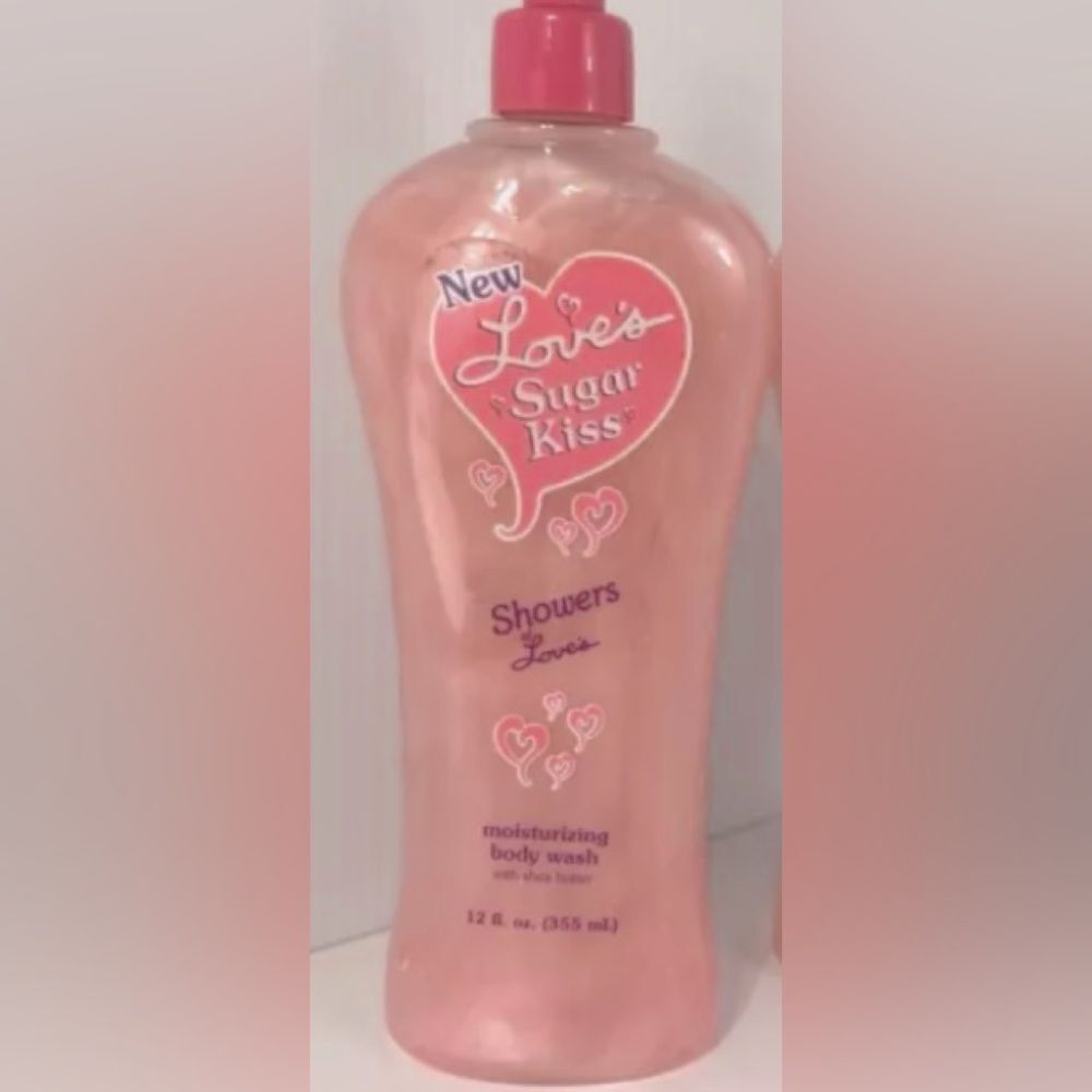 🎉 LOVE'S SUGAR KISS Moisturizing Body Wash 12 fl oz/355 ml **VINTAGE
ORIGINAL💥